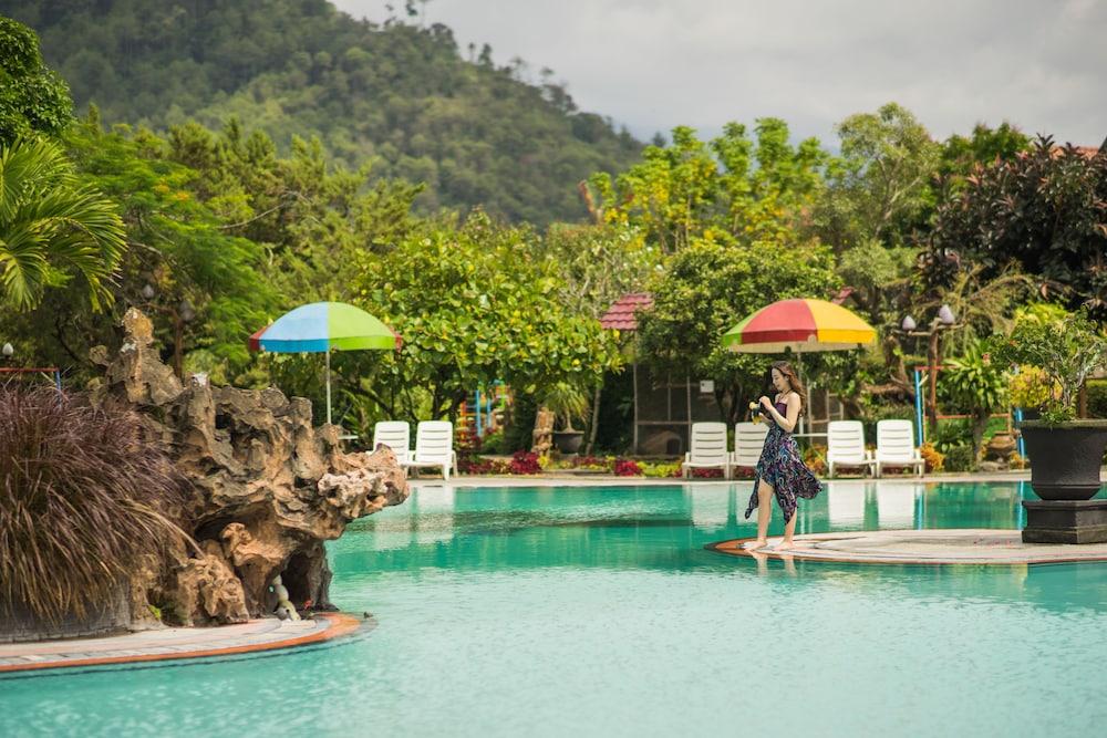 Royal Hotel And Villa Batu Batu  Exterior foto
