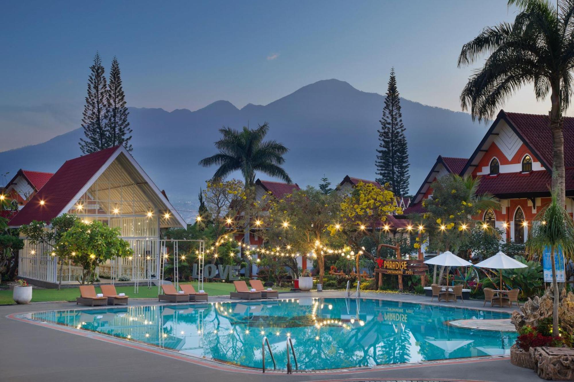 Royal Hotel And Villa Batu Batu  Exterior foto