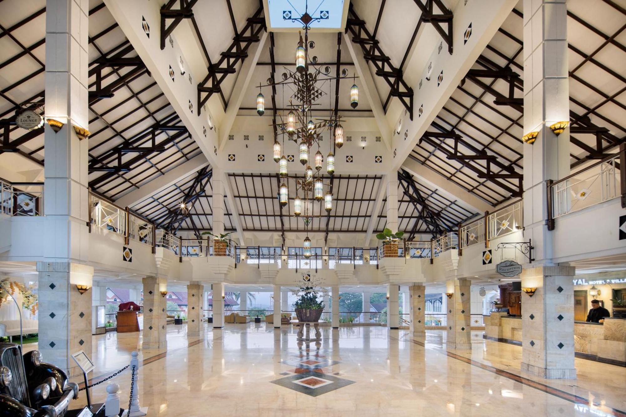 Royal Hotel And Villa Batu Batu  Exterior foto